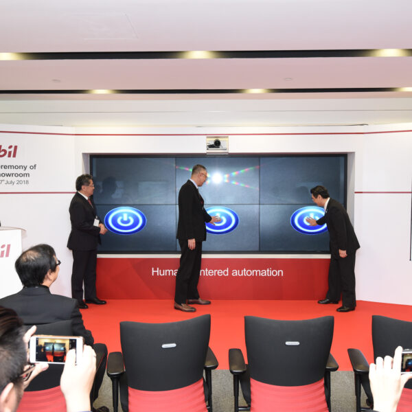 Showroom Launch 103